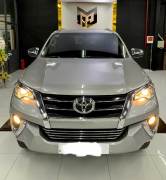 Bán xe Toyota Fortuner 2018 2.7V 4x2 AT giá 645 Triệu - TP HCM