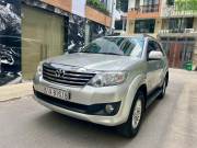 Bán xe Toyota Fortuner 2014 2.7V 4x2 AT giá 425 Triệu - TP HCM