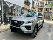 Bán xe Toyota Fortuner 2021 2.4G 4x2 AT giá 960 Triệu - TP HCM