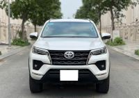 Bán xe Toyota Fortuner 2022 2.4L 4x2 AT giá 979 Triệu - TP HCM