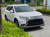 Bán xe Mitsubishi Outlander 2018 2.0 CVT Premium giá 606 Triệu - Hà Nội