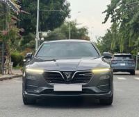 Bán xe VinFast Lux A 2.0 2020 Premium 2.0 AT giá 569 Triệu - TP HCM