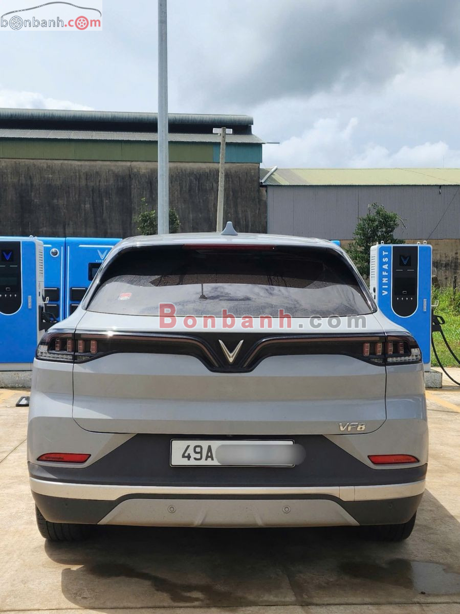 VinFast VF8 Plus AWD 2025 - 868 Triệu 2