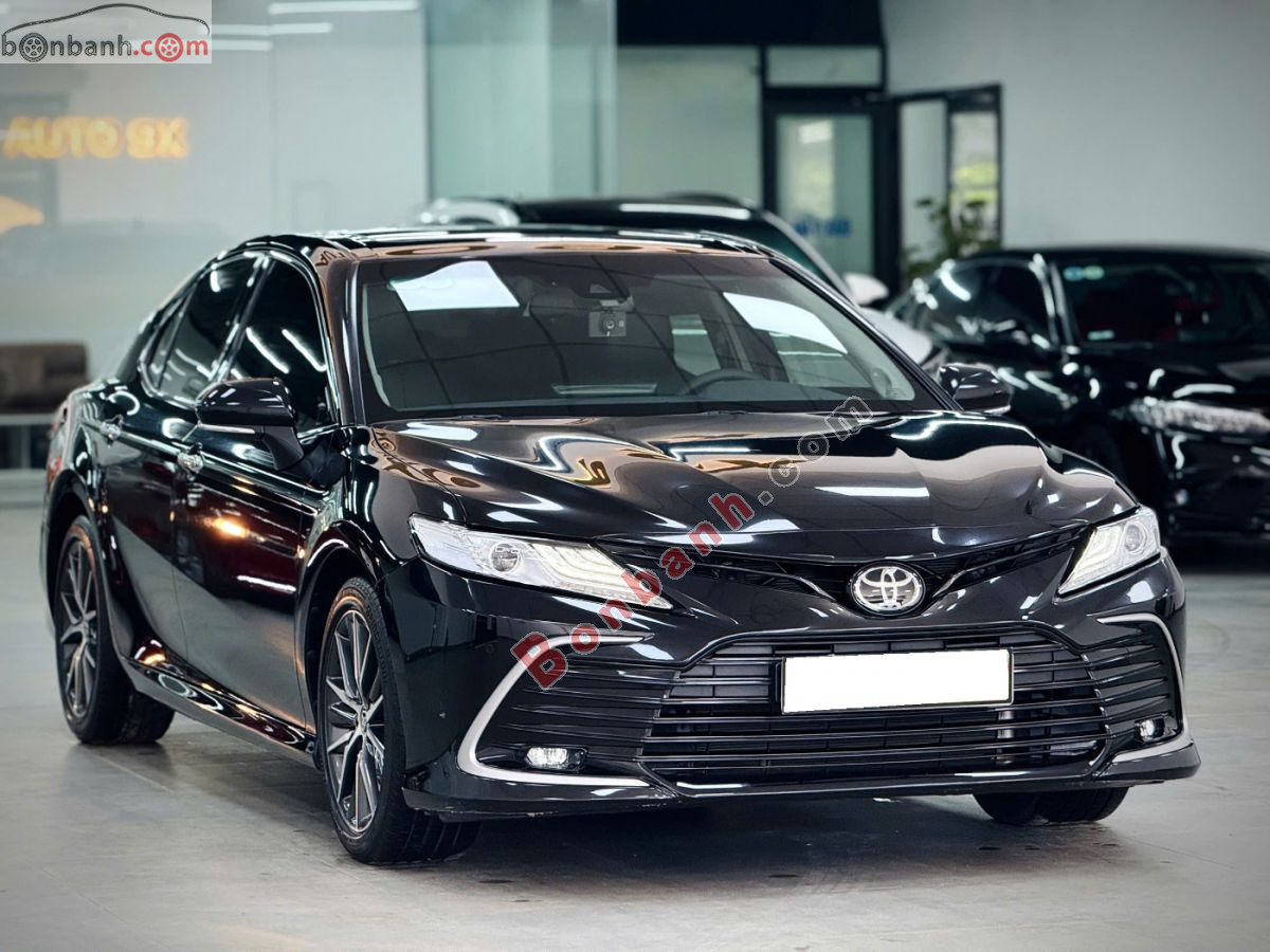 Toyota Camry 2.0Q 2021 - 959 Triệu