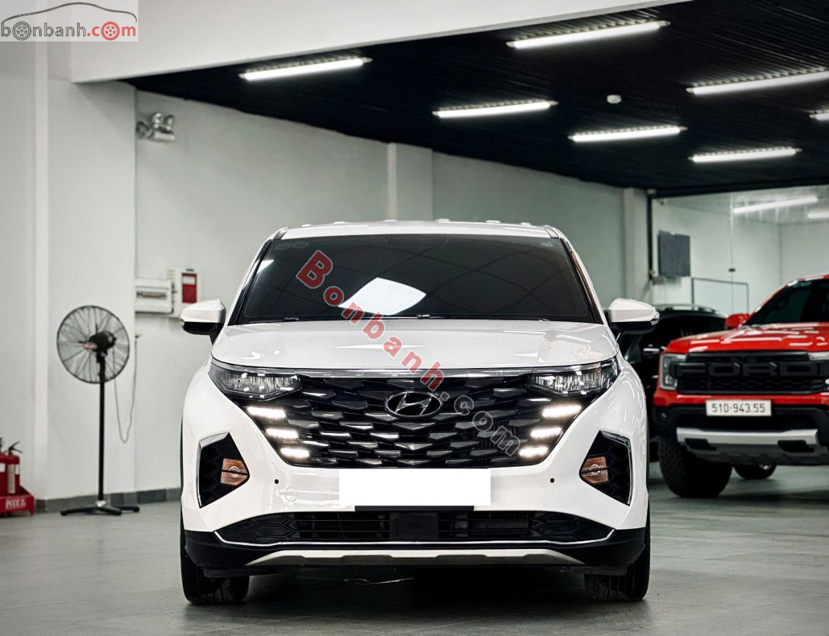Hyundai Custin Tiêu Chuẩn 1.5T 2024 - 739 Triệu