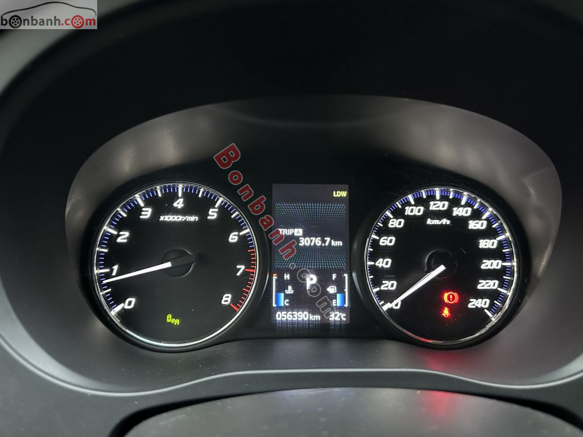Mitsubishi Outlander Premium 2.0 CVT 2023 - 699 Triệu 6