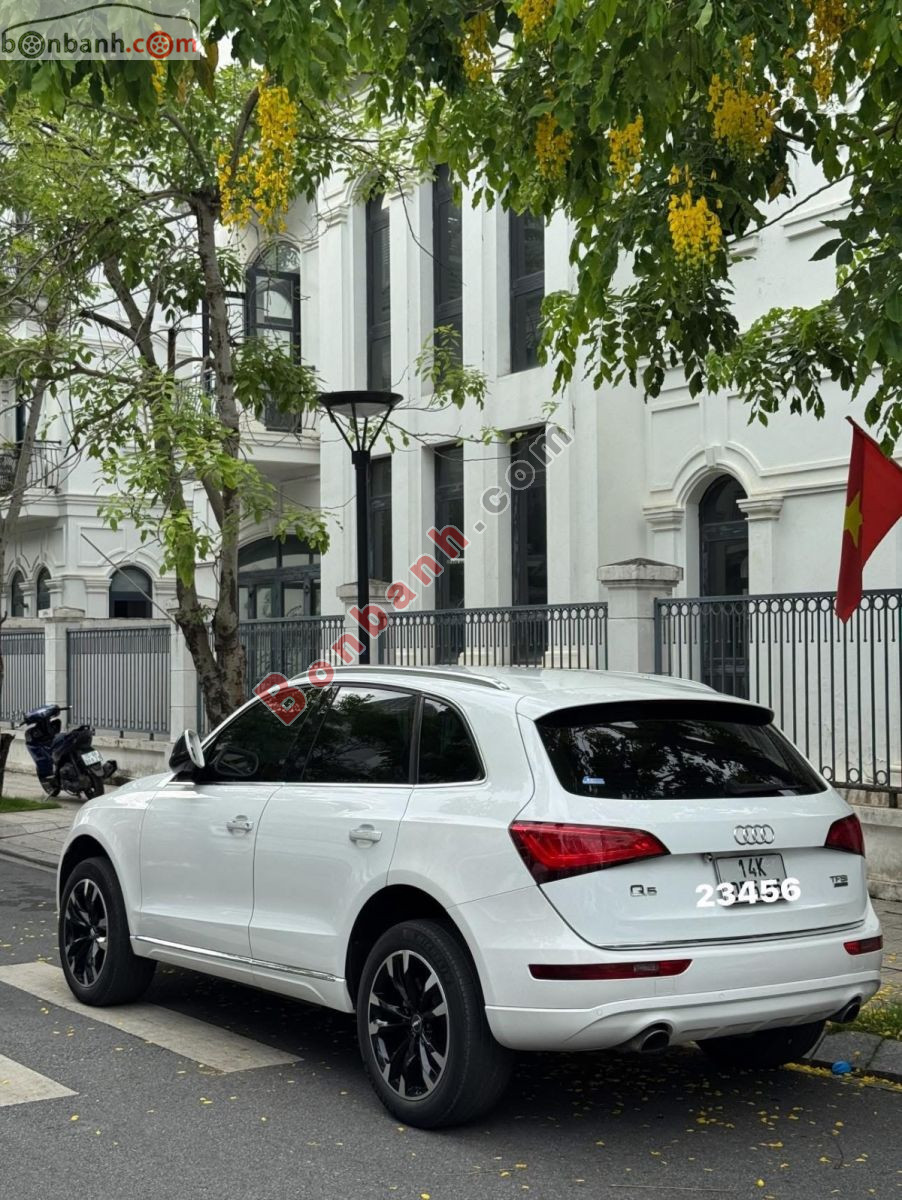 Audi Q5 2.0 AT 2016 - 555 Triệu 2