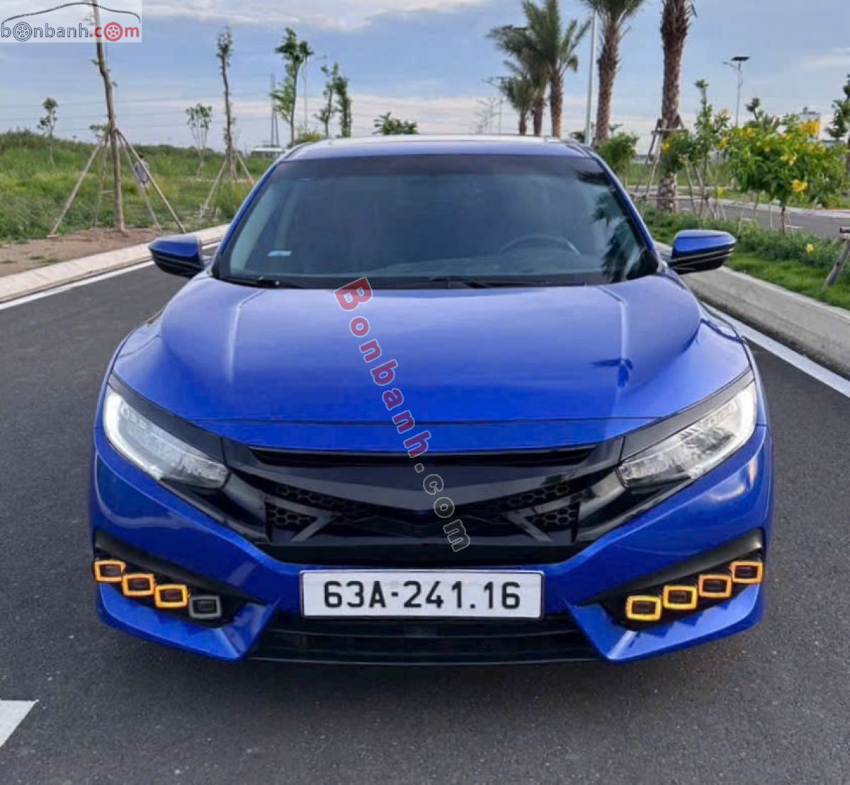 Honda Civic 1.5L Vtec Turbo 2017 - 469 Triệu