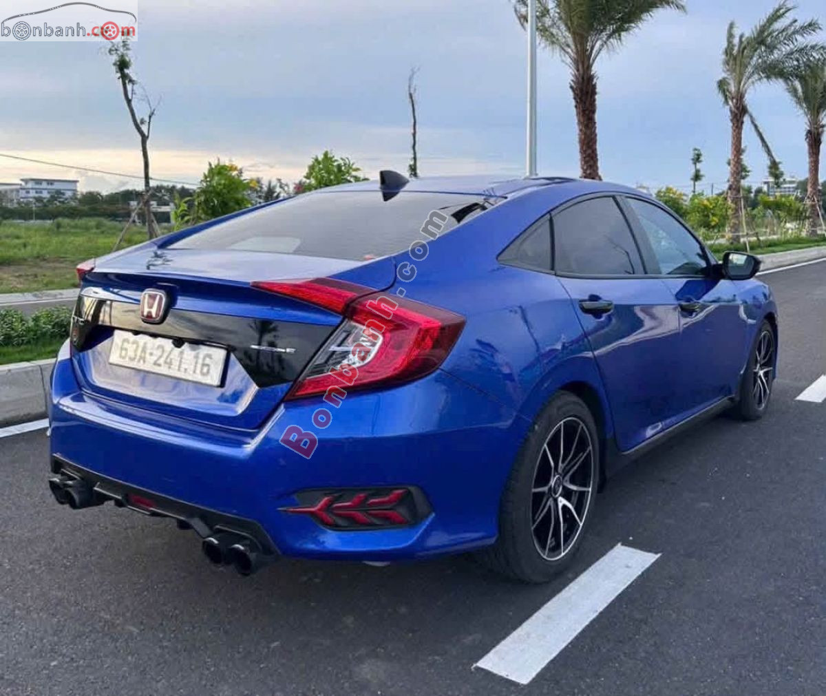 Honda Civic 1.5L Vtec Turbo 2017 - 469 Triệu 4