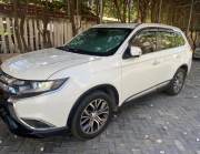 Bán xe Mitsubishi Outlander 2018 2.0 CVT giá 530 Triệu - Bình Dương