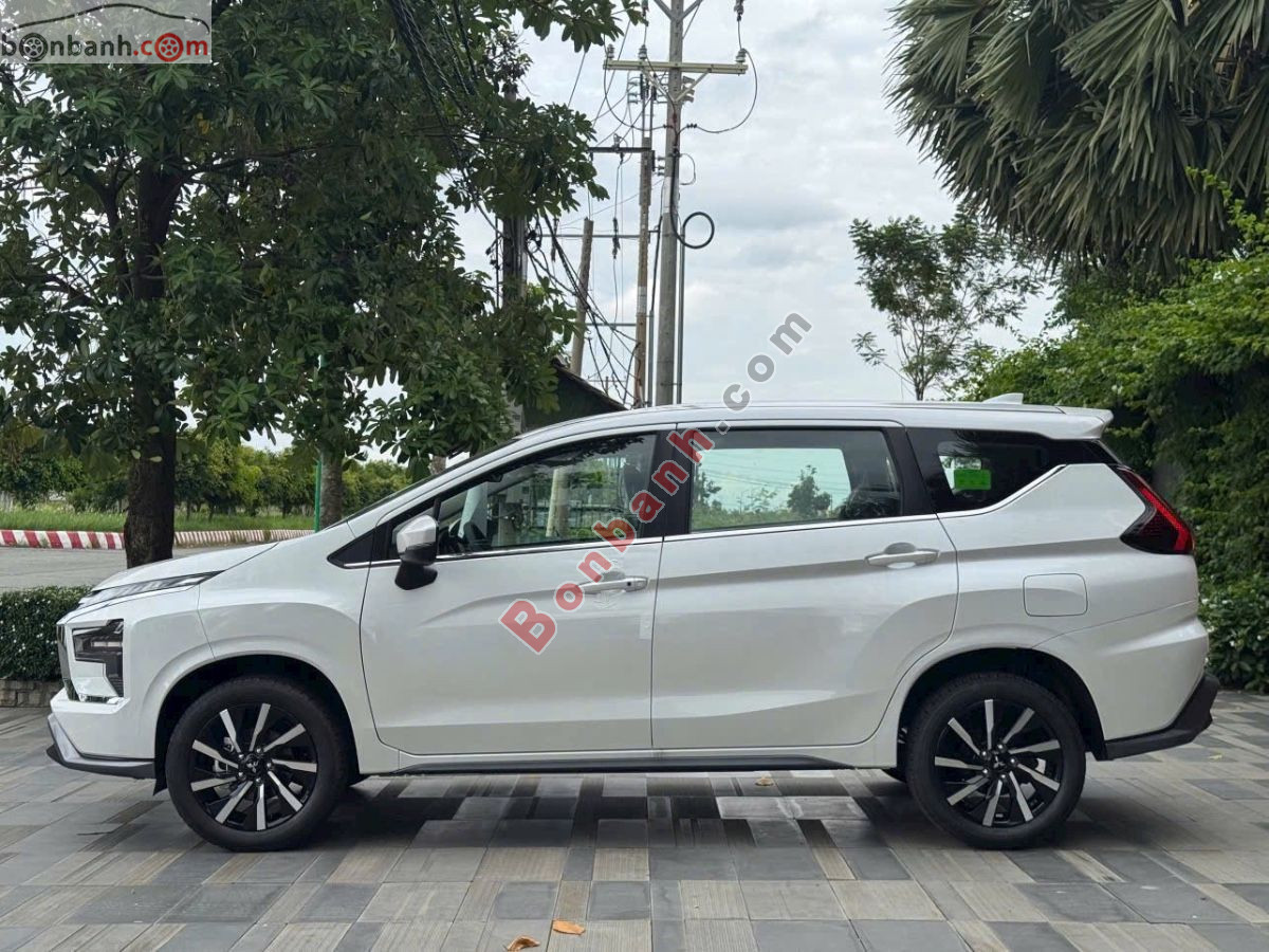 Xe 
			
							Mitsubishi Xpander 
						Premium 1.5 AT 
						2026
						- 560 Triệu 2