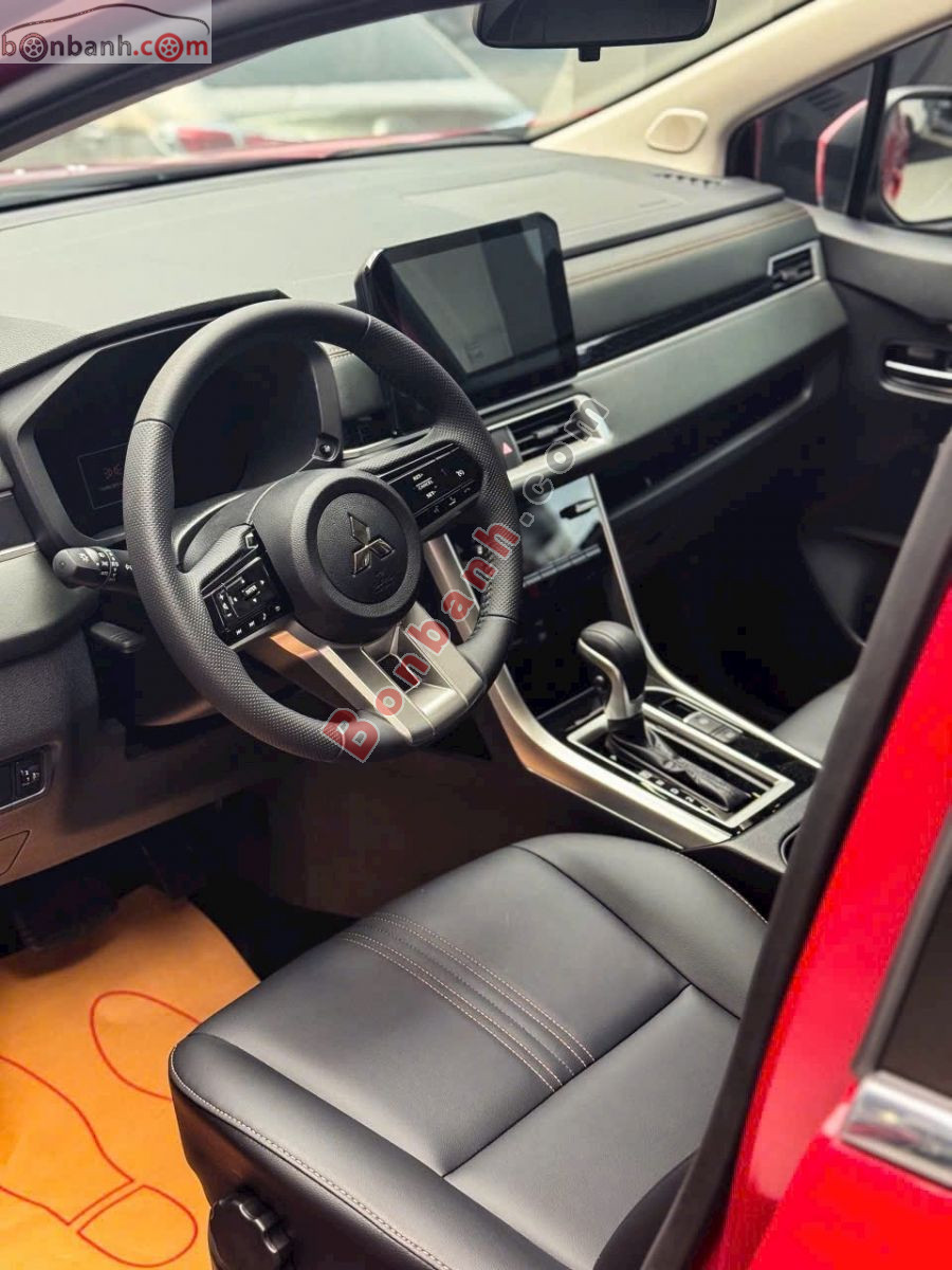 Xe 
			
							Mitsubishi Xpander 
						Premium 1.5 AT 
						2026
						- 560 Triệu 5