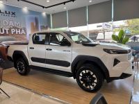 Bán xe Toyota Hilux 2026 Trailhunter 2.8L 4x4 AT giá 900 Triệu - Hà Nội