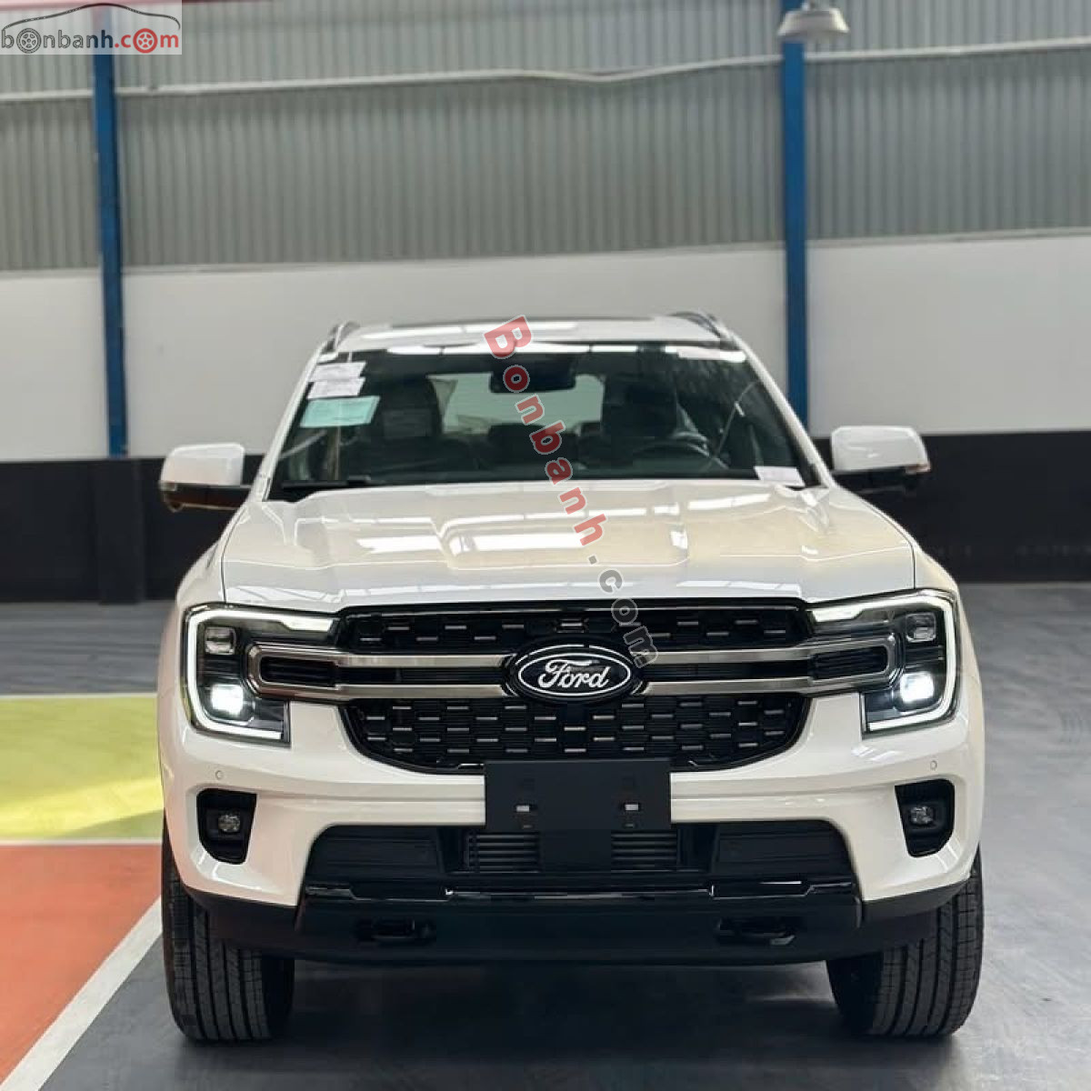 Ford Everest Platinum 2.0L 4x4 AT 2026 - 1 Tỷ 338 Triệu