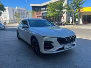 Bán xe VinFast Lux A 2.0 2019 Premium 2.0 AT giá 390 Triệu - Quảng Ngãi