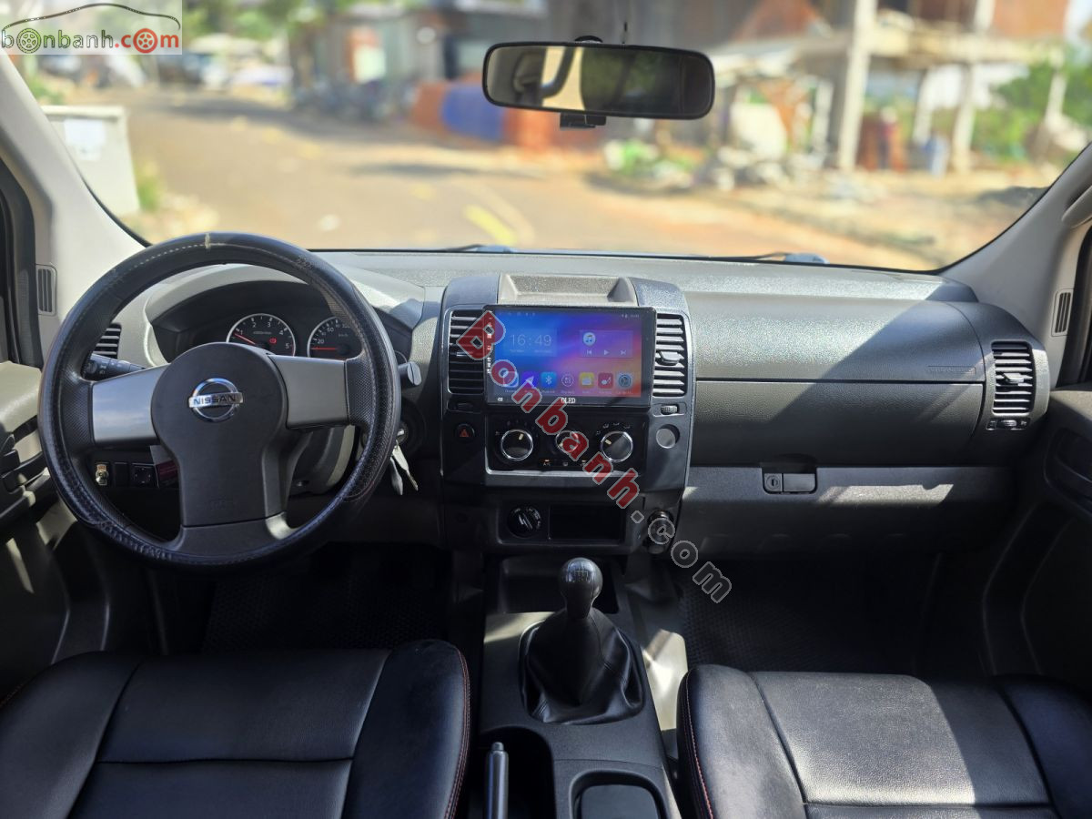 Nissan Navara LE 2.5MT 4WD 2013 - 285 Triệu 8