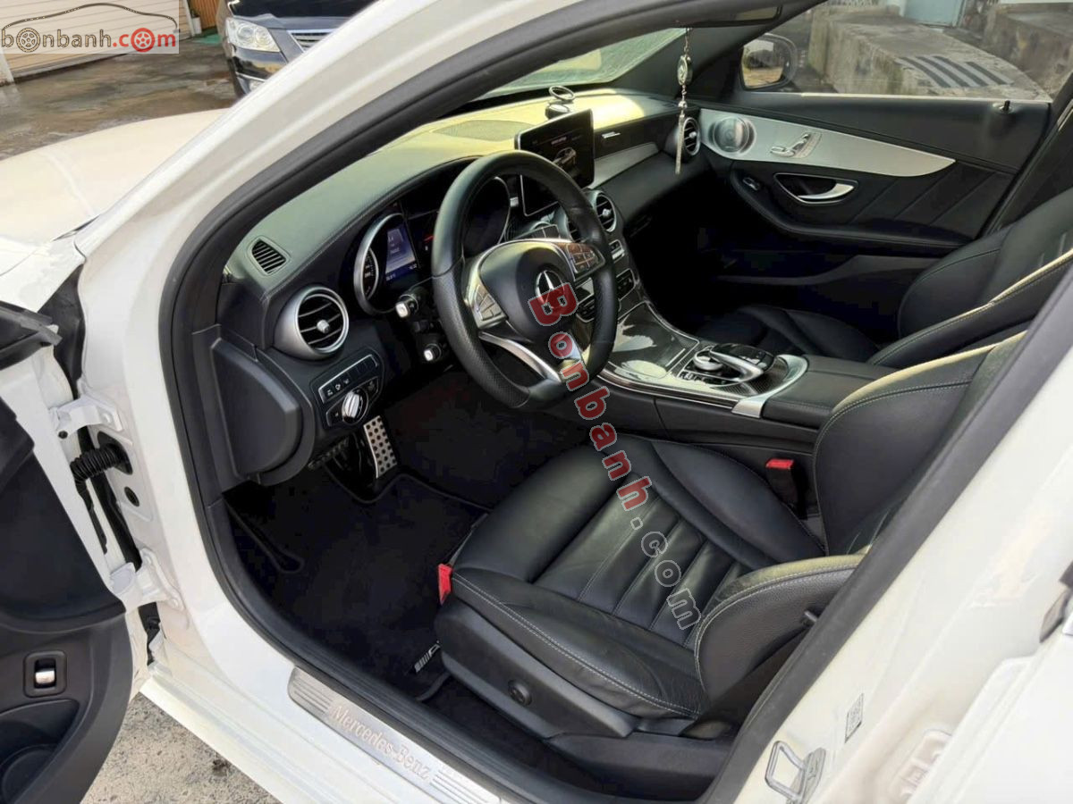 Mercedes Benz C class C300 AMG 2017 - 565 Triệu 6