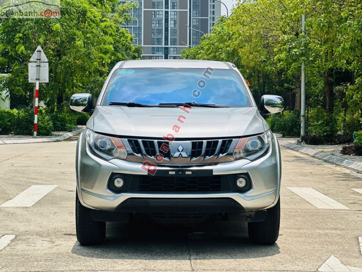 Mitsubishi Triton 4x2 AT 2019 - 365 Triệu