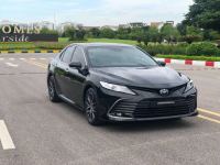 Bán xe Toyota Camry 2022 2.0Q giá 1 Tỷ 60 Triệu - Hà Nội