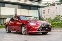 Bán xe Lexus ES 2024 300h giá 3 Tỷ 140 Triệu - Đà Nẵng