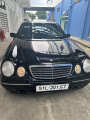 Bán xe Mercedes Benz E class 2001 E240 AT giá 98 Triệu - TP HCM