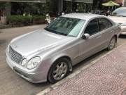 Bán xe Mercedes Benz E class 2003 E200 giá 129 Triệu - TP HCM