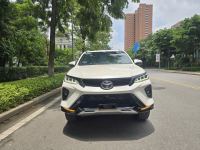 Bán xe Toyota Fortuner 2020 2.4G 4x2 AT Legender giá 899 Triệu - Hà Nội
