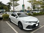 Bán xe Toyota Camry 2022 2.0Q giá 990 Triệu - Hà Nội