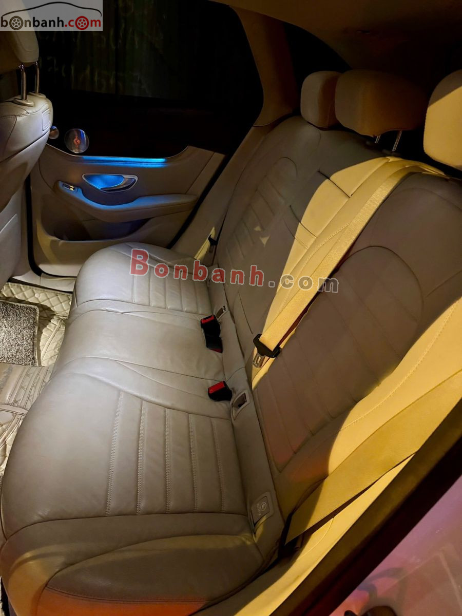 Mercedes Benz GLC 300 4Matic 2018 - 990 Triệu 8