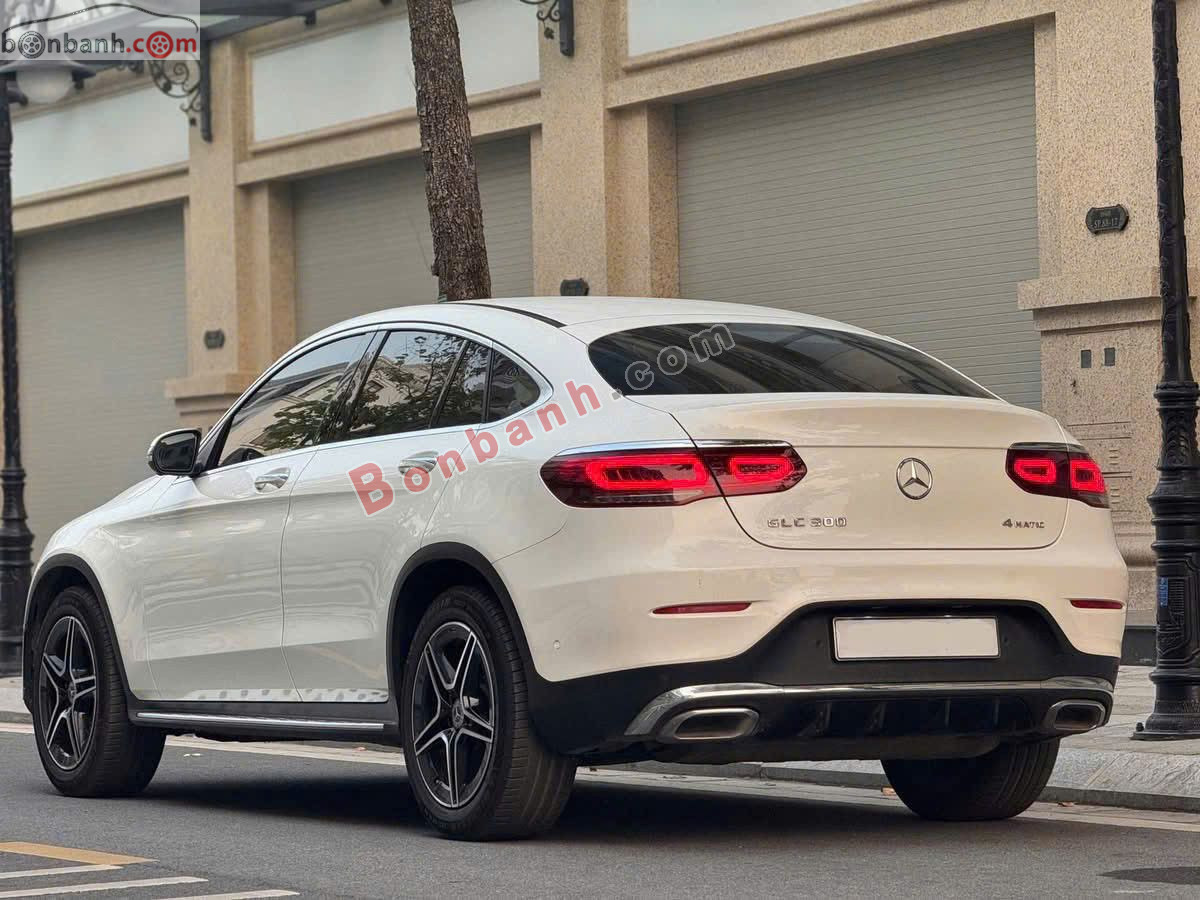 Mercedes Benz GLC 300 4Matic Coupe 2021 - 1 Tỷ 950 Triệu 2