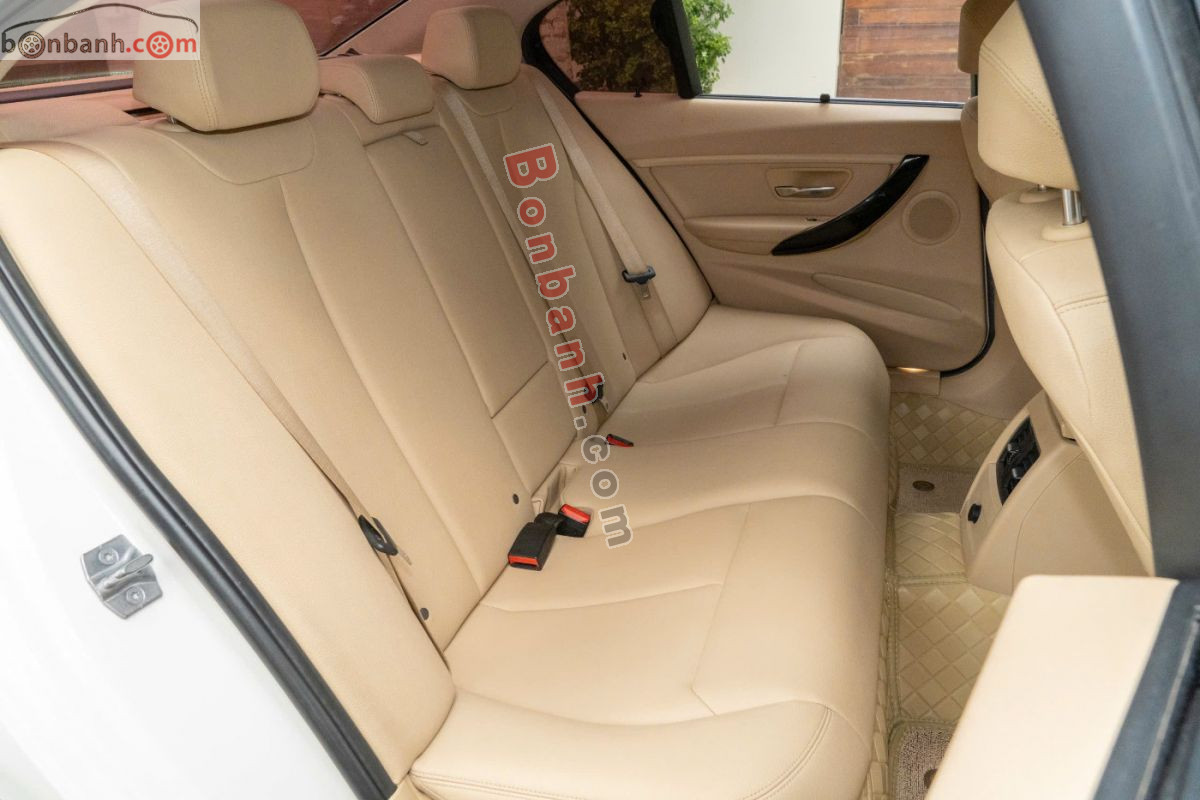 BMW 3 Series 320i 2018 - 699 Triệu 10