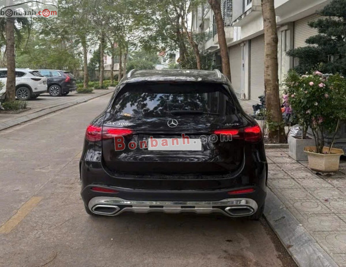 Mercedes Benz GLC 300 4Matic 2023 - 2 Tỷ 139 Triệu 3