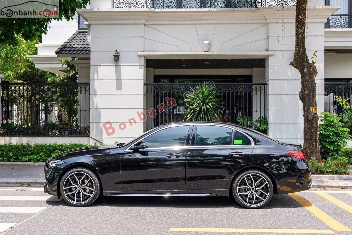 Mercedes Benz C class C300 AMG 2022 - 1 Tỷ 495 Triệu