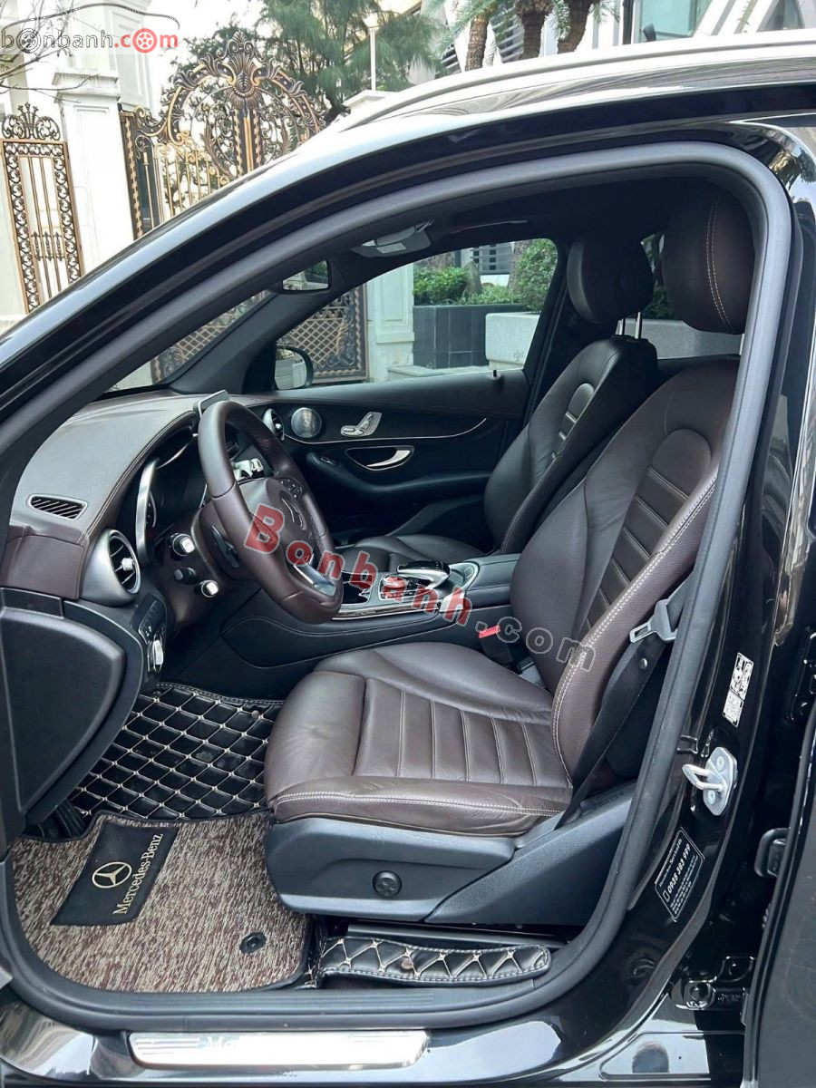 Mercedes Benz GLC 300 4Matic 2018 - 910 Triệu 6