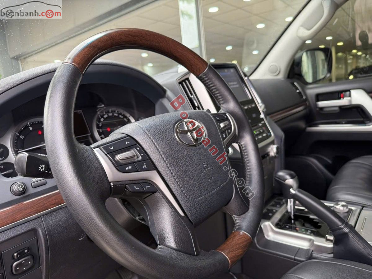 Toyota Land Cruiser VX 4.6 V8 2019 - 3 Tỷ 500 Triệu 6
