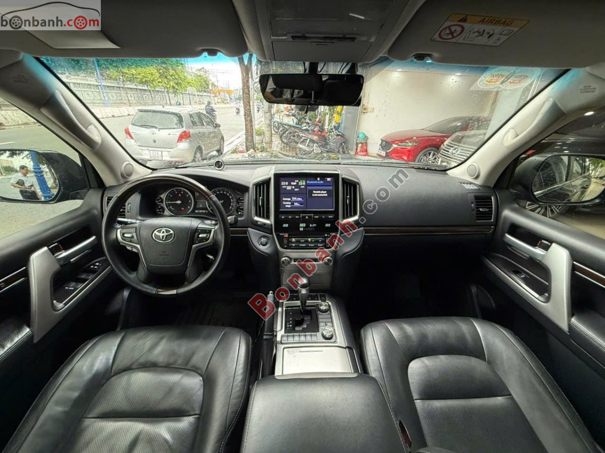 Toyota Land Cruiser VX 4.6 V8 2019 - 3 Tỷ 500 Triệu 8