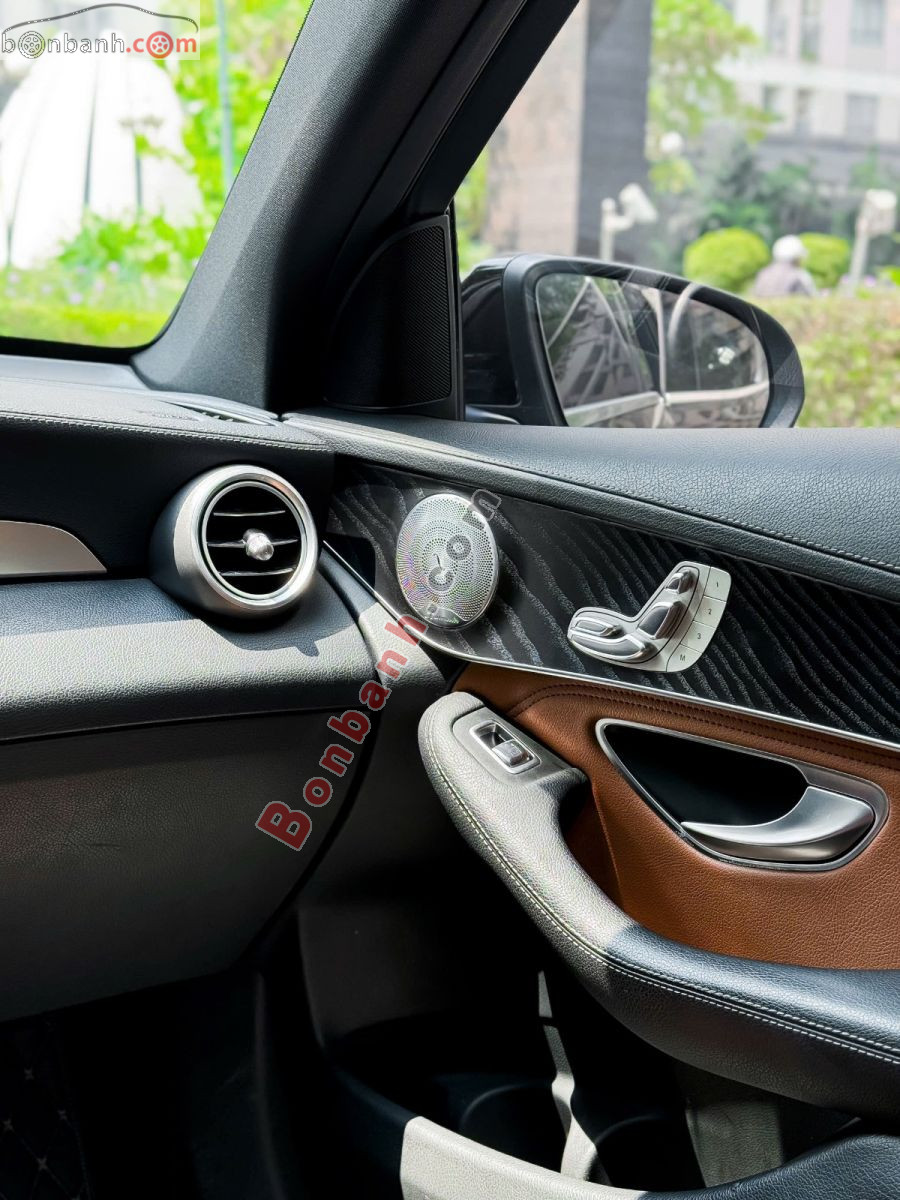 Mercedes Benz GLC 300 4Matic 2017 - 779 Triệu 8