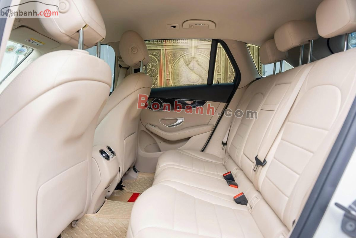 Mercedes Benz GLC 200 2021 - 1 Tỷ 139 Triệu 7