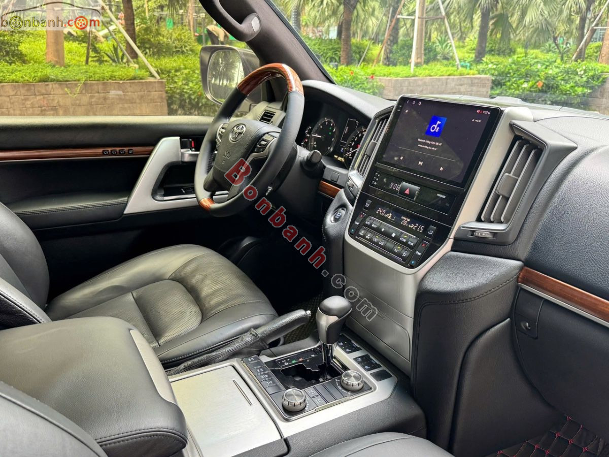 Toyota Land Cruiser VX 4.6 V8 2016 - 2 Tỷ 699 Triệu 8