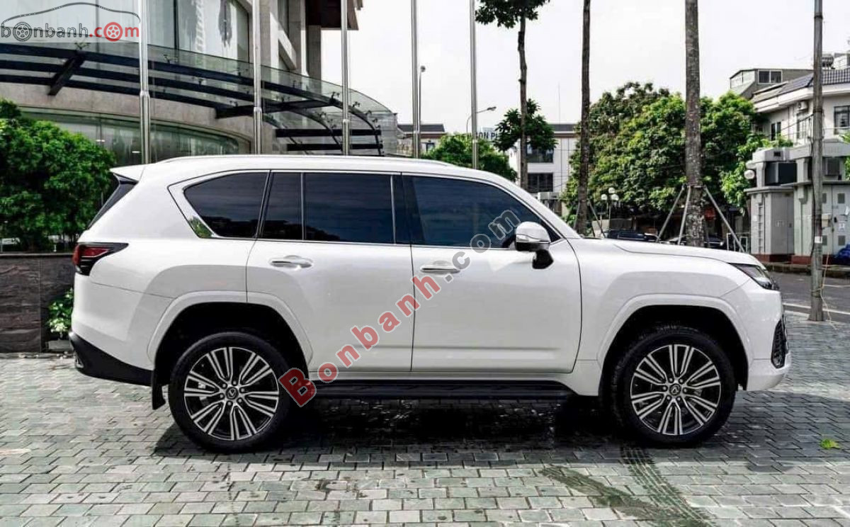 Lexus LX 600 Urban 2024 - 7 Tỷ 900 Triệu 3