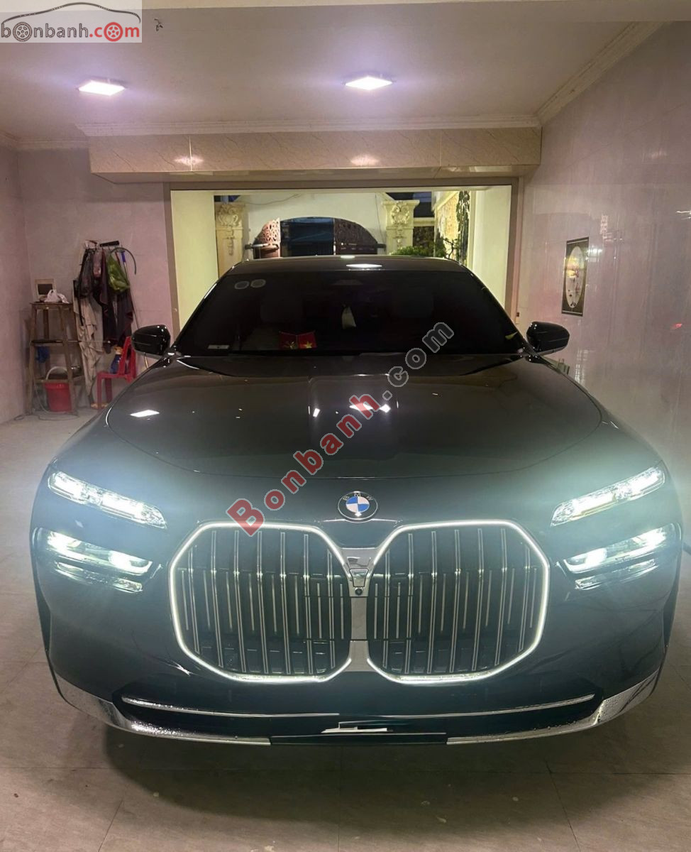 BMW 7 Series 735i Pure Excellence 2023 - 3 Tỷ 798 Triệu