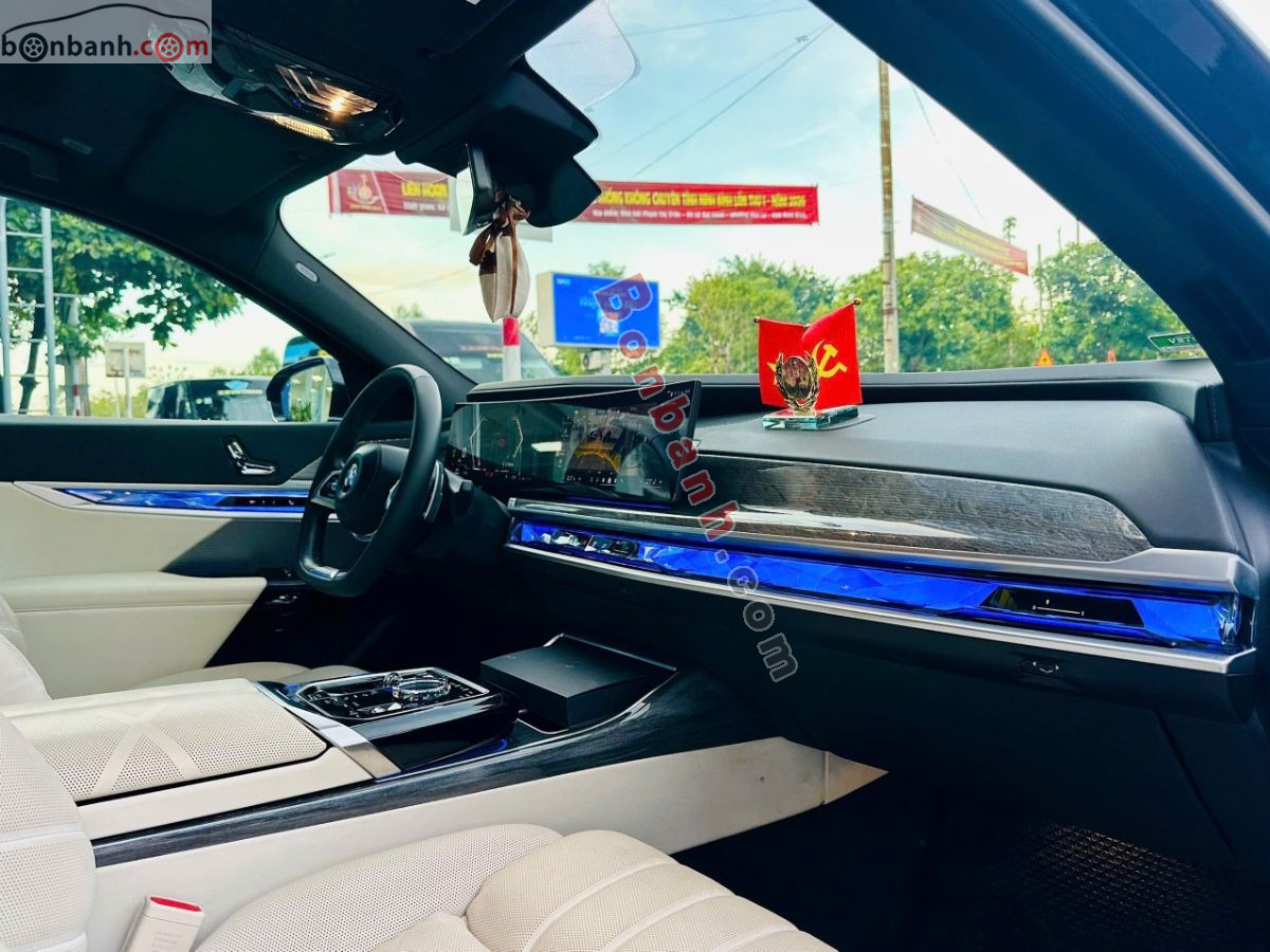BMW 7 Series 735i Pure Excellence 2023 - 3 Tỷ 798 Triệu 10