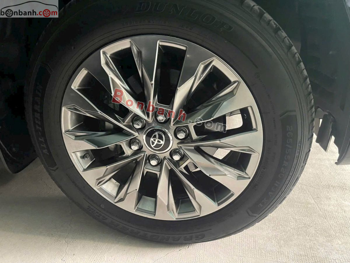 Toyota Land Cruiser VXR 3.5 V6 2021 - 5 Tỷ 600 Triệu 4
