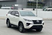 Bán xe Toyota Fortuner 2020 2.4G 4x2 AT giá 870 Triệu - TP HCM