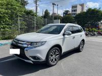 Bán xe Mitsubishi Outlander 2.0 CVT 2018 giá 560 Triệu - TP HCM