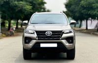 Bán xe Toyota Fortuner 2022 2.4L 4x2 AT giá 999 Triệu - TP HCM