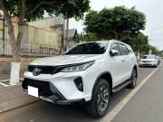 Bán xe Toyota Fortuner 2022 Legender 2.4L 4x2 AT giá 1 Tỷ 85 Triệu - TP HCM