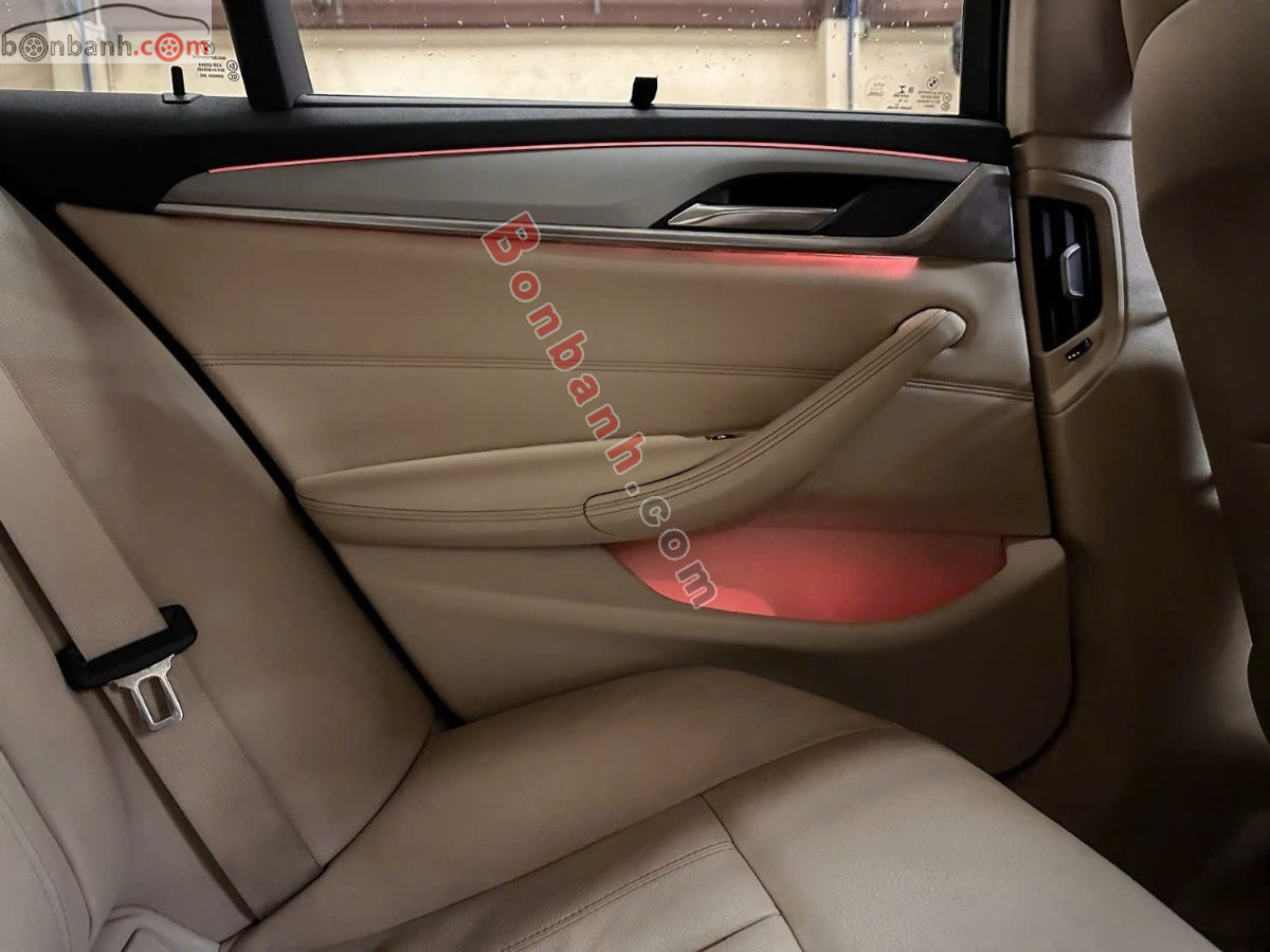 BMW 5 Series 520i 2018 - 888 Triệu 10