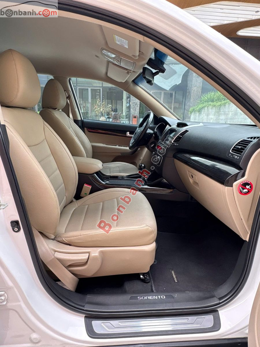 Kia Sorento 2.4 GAT Deluxe 2020 - 468 Triệu 9