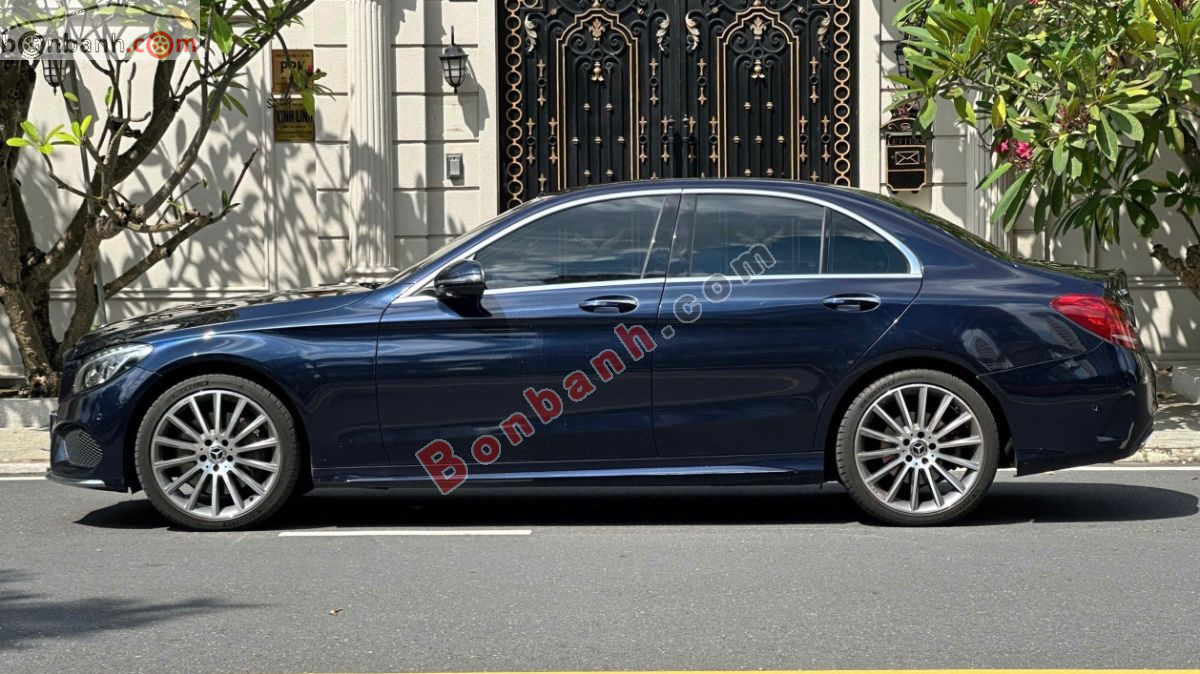Mercedes Benz C class C300 AMG 2017 - 739 Triệu 3